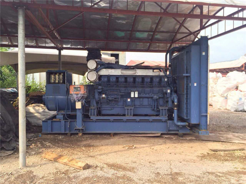 黄平如何判断压力测试设备的压力是否稳定？